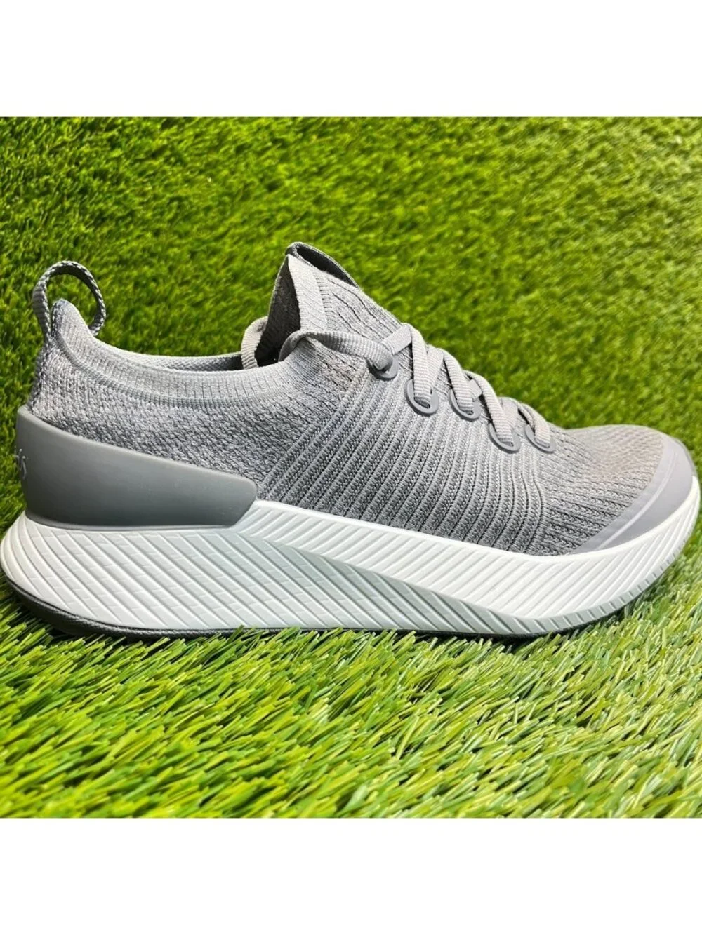 Allbirds Tree Glider Womens Size 8 Gray White Athletic Running Shoes Sneakers